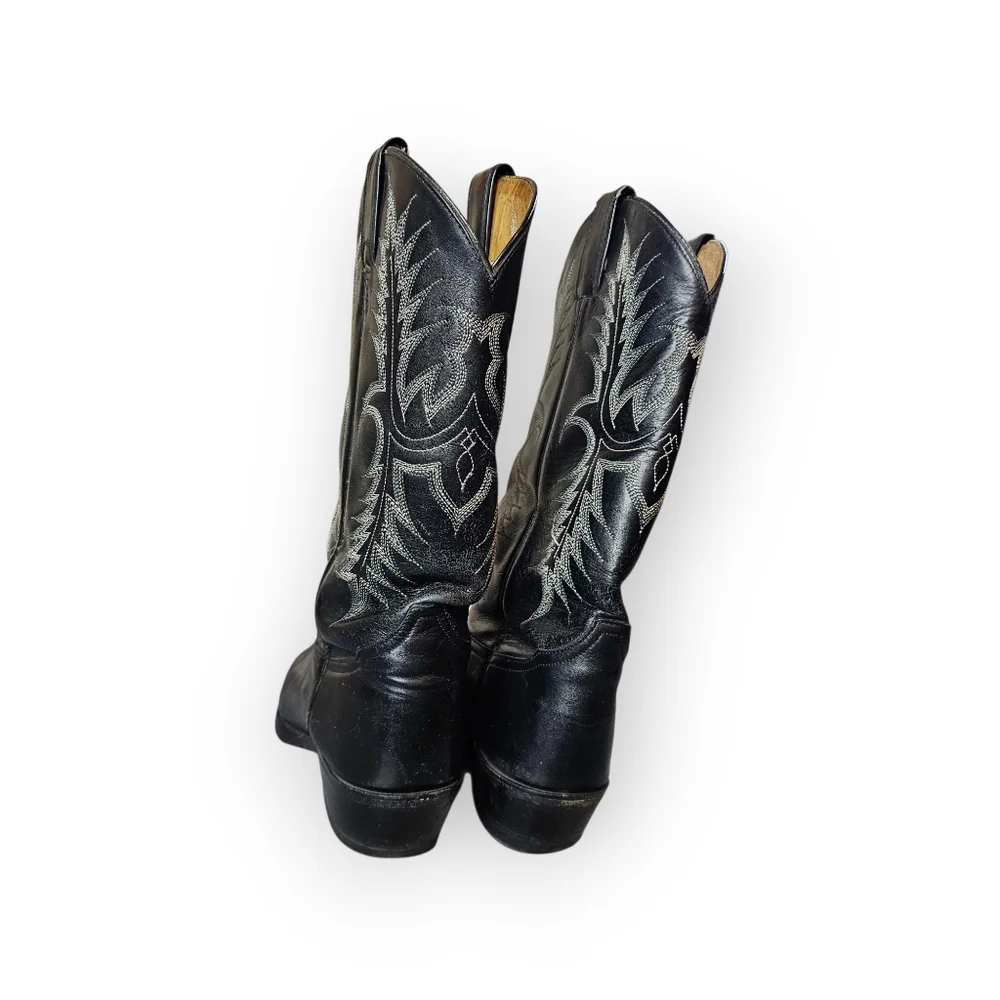 Tony Lama Cowboy Boots | The Standard of the West Since 1911 - Picture 4 of 7